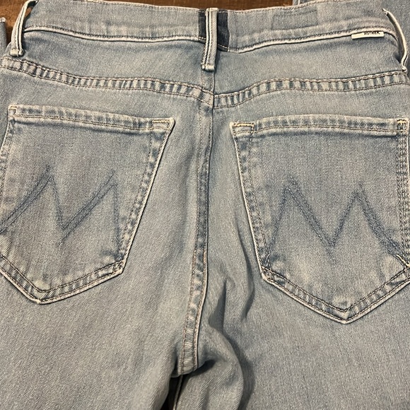 Mother Insider Crop Step Fray Jeans in Hold My Hand - Picture 7 of 7